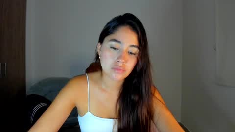 Aria Montgomery online show from March 6, 12:00 am