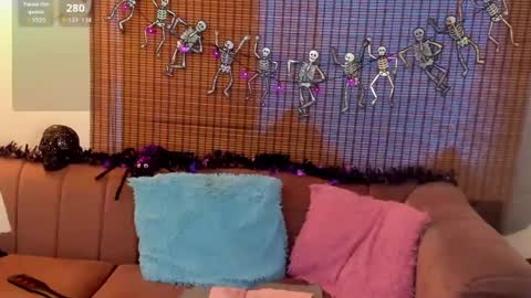 Ariana Cruz online show from October 22, 2:41 pm