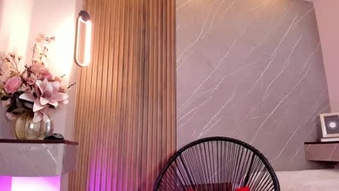 Ariana online show from March 7, 4:00 pm