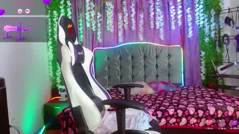 Ariana online show from March 25, 7:09 pm