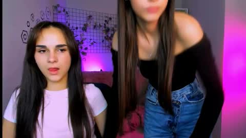 Snapshot of ariana_ross7 chatting on September 26, 3:53 pm ariana_ross7 online show from September 26, 3:53 pm