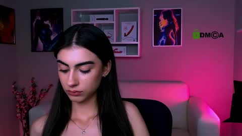 Snapshot of ariana_ross7 chatting on September 23, 12:21 pm ariana_ross7 online show from September 23, 12:21 pm