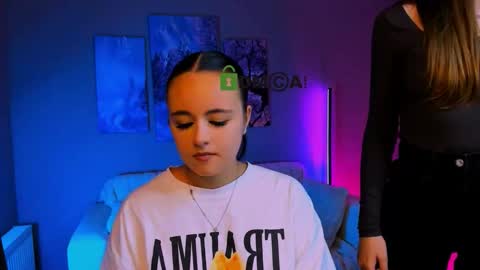 Snapshot of ariana_ross7 chatting on September 24, 3:52 pm ariana_ross7 online show from September 24, 3:52 pm