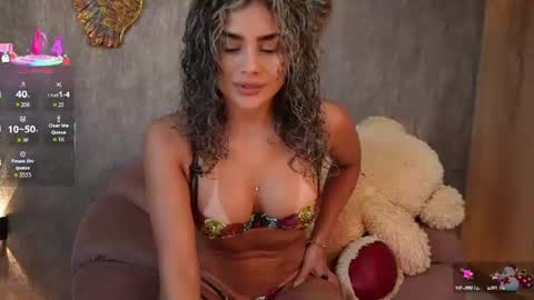 cristina online show from June 24, 10:39 pm