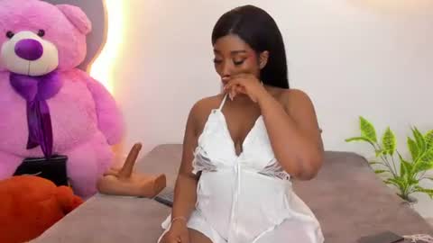Ariana online show from July 21, 12:40 pm