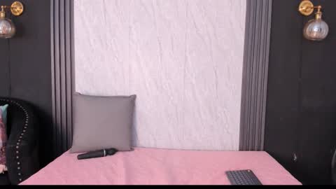 Arianavyx online show from February 20, 11:34 am