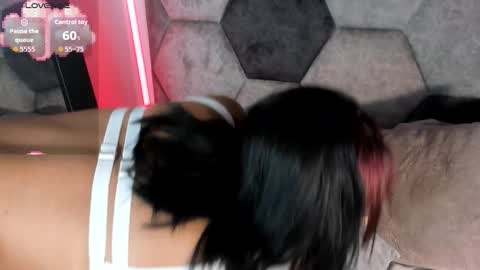    online show from January 8, 1:06 pm