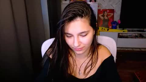 Snapshot of arianna_grend chatting on October 23, 1:45 pm Arianna online show from October 23, 1:45 pm
