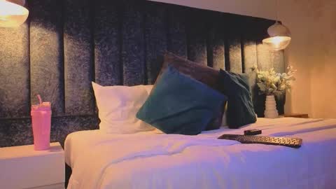 Arianna online show from September 24, 8:04 pm