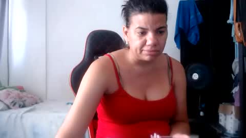 ariannaloovel online show from June 13, 6:07 pm
