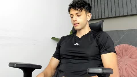 ariasaadeh online show from September 21, 12:42 pm