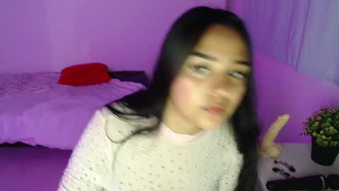 daniella online show from December 14, 3:50 am