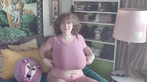 Arielle Ari online show from October 14, 6:44 pm