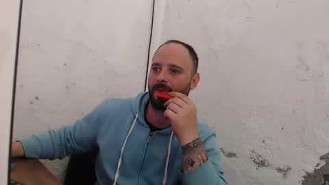 Ariel online show from September 30, 6:29 pm