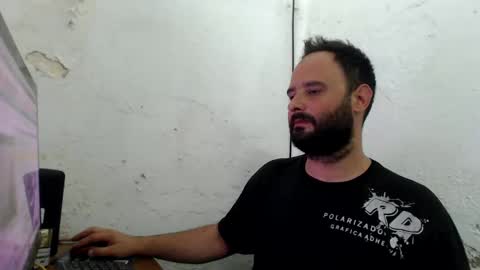 Ariel online show from December 11, 9:34 pm