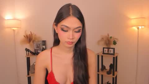 MIRA GREYSON online show from February 23, 2:19 pm