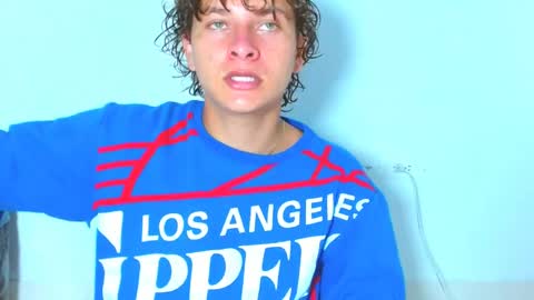 Ariel Aoir online show from April 16, 12:11 am