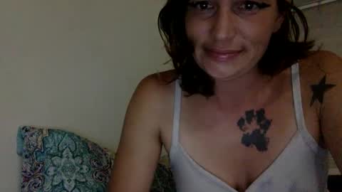 ariel  colin when hes here online show from October 9, 1:33 am