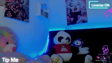 Ariana Forero ---- independet model online show from May 26, 10:38 pm