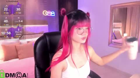 Ari  online show from October 4, 11:57 pm