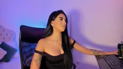 Snapshot of arirobert_ chatting on March 10, 2:39 am Ari Robert online show from March 10, 2:39 am