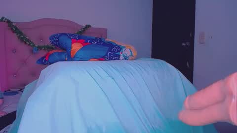 Snapshot of arishott chatting on October 4, 1:36 am ArisSPEED UP MY FUCK MACHINE AND MAKE ME CUM online show from October 4, 1:36 am