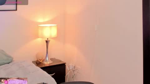   Nice to meet you  thumb up me please its important I  LOOK MY BIO DOWN online show from September 13, 8:06 am