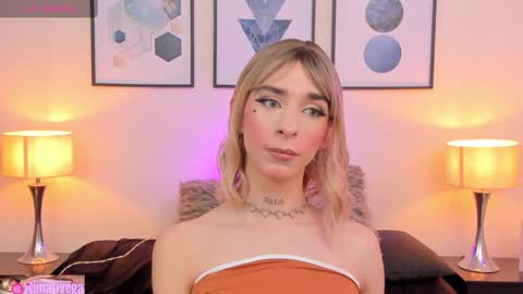   Nice to meet you  thumb up me please its important I  LOOK MY BIO DOWN online show from February 23, 10:42 pm