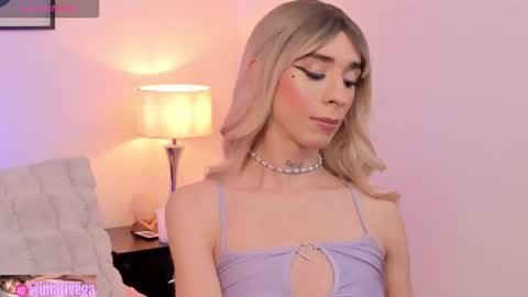   Nice to meet you  thumb up me please its important I  LOOK MY BIO DOWN online show from September 15, 10:28 am