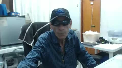 armaduradeacero online show from January 6, 8:40 am