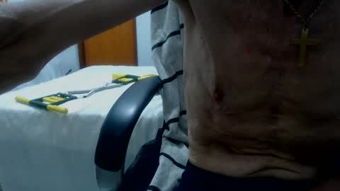 Snapshot of armaduradeacero chatting on January 27, 9:34 am armaduradeacero online show from January 27, 9:34 am