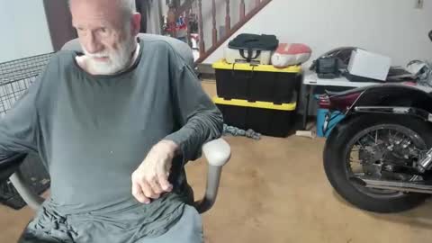 armalite16 online show from January 8, 4:07 am