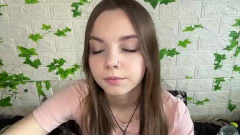 Lisa online show from June 7, 3:06 pm