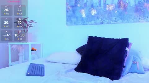 Snapshot of arminjones1 chatting on September 28, 8:56 am online show from September 28, 8:56 am