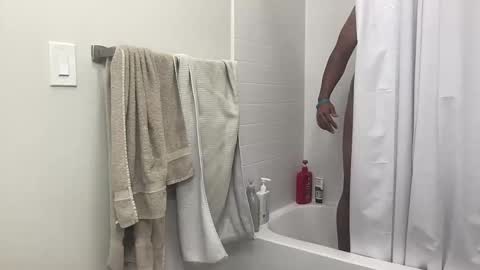 Snapshot of arnicbod chatting on September 10, 2:12 am arnicbod online show from September 10, 2:12 am