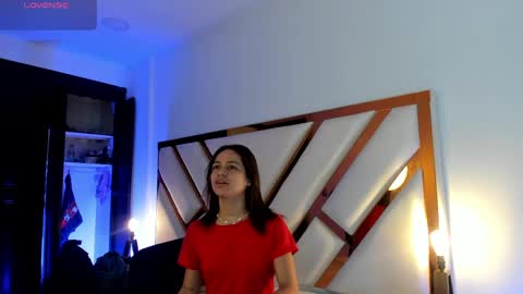 Aron cruz  online show from May 28, 1:20 pm