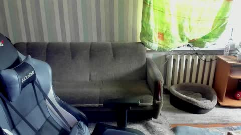 Snapshot of aron_neall chatting on October 7, 9:16 am biggest penis online show from October 7, 9:16 am