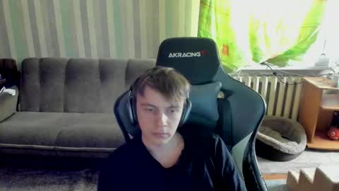 Snapshot of aron_neall chatting on October 9, 9:26 am biggest penis online show from October 9, 9:26 am