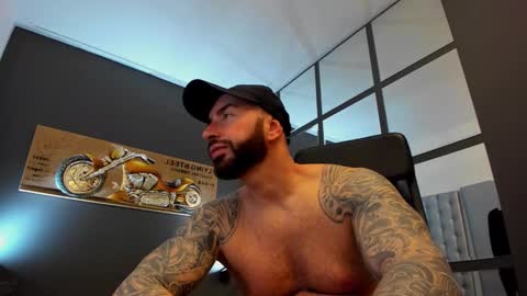 AronGrant online show from February 28, 10:52 am