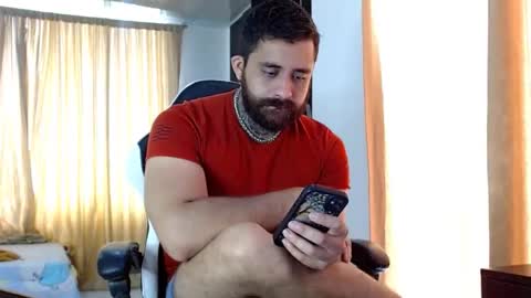 aronmiller online show from October 25, 6:19 pm