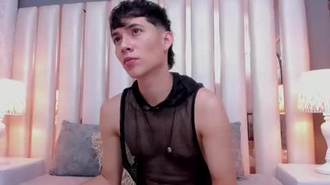 Arontawers online show from April 12, 9:30 pm