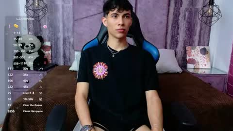 Arontawers online show from June 10, 7:35 pm