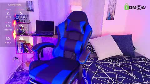 noah and ivy online show from October 30, 10:38 am