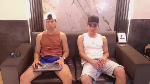 Aroon   online show from April 9, 4:16 am