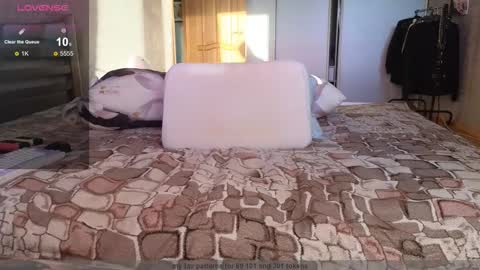 olejjka online show from December 15, 11:06 am