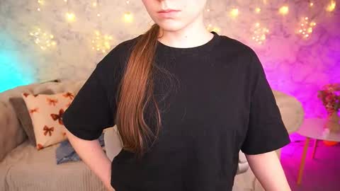 arrinawair online show from March 25, 7:37 am