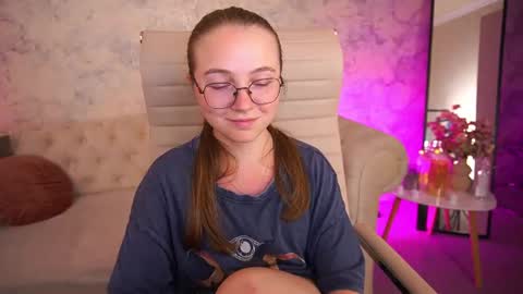 arrinawair online show from July 1, 10:46 am