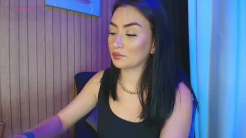    online show from November 4, 7:37 pm