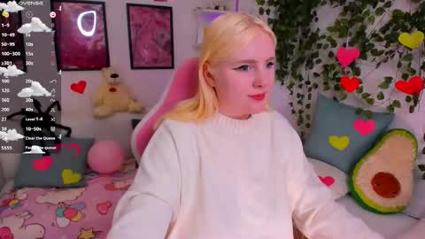 art_lovee_ online show from February 20, 6:26 am