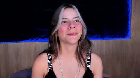 artemisablake online show from February 6, 10:10 pm